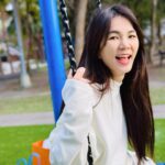 Ella Chen Jia Hua Instagram - 難得好天氣！休息一下再出發💪🏼 #明晚八點MV上線 #ella陳嘉樺願望清單
