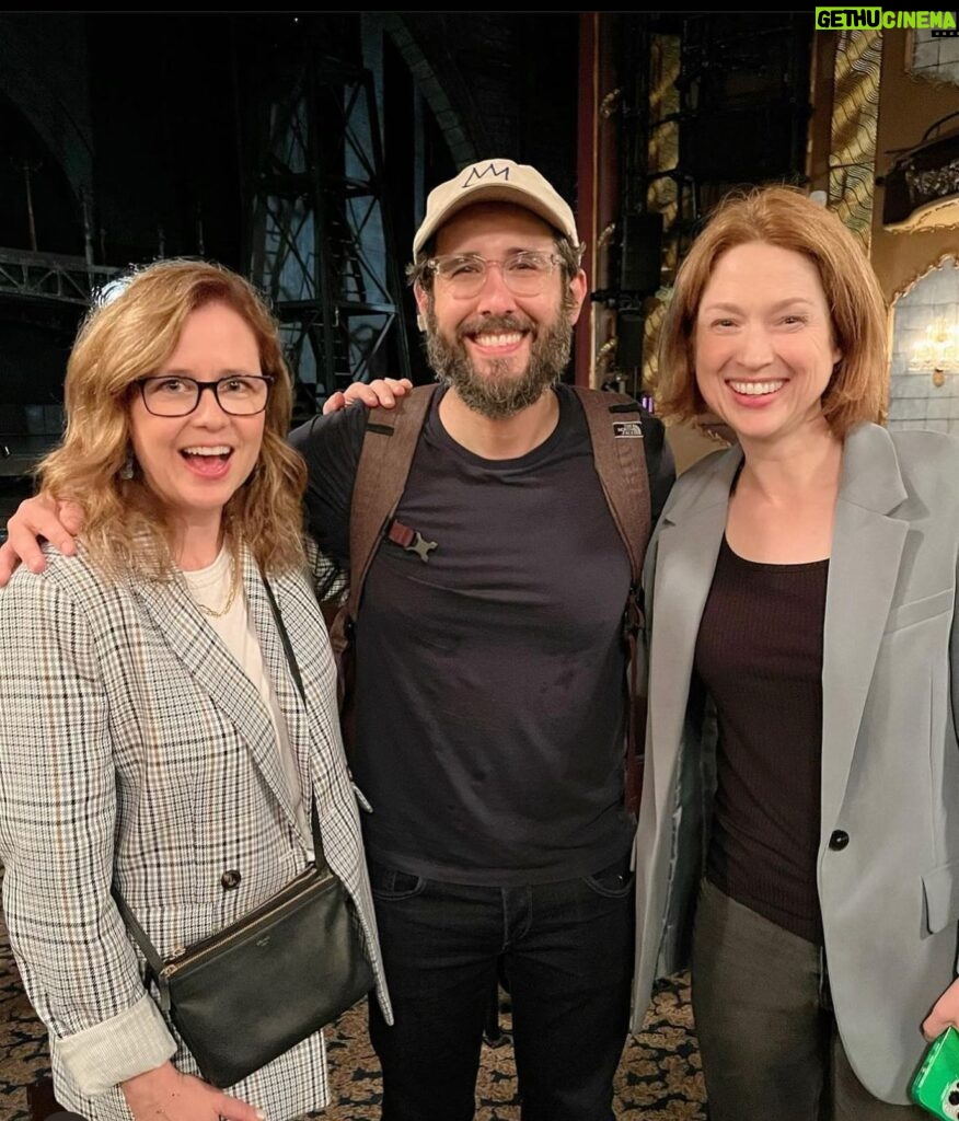 Ellie Kemper Instagram - Insane performance by @joshgroban in @sweeneytoddbway followed by an Office Garden Party reunion pic with @msjennafischer?! Yes please!! PS give this man a #tony OK?
