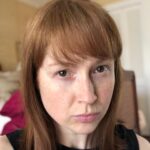Ellie Kemper Instagram – Distraction! My bangs. Why do they look so good