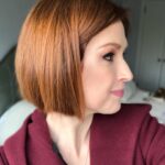 Ellie Kemper Instagram – Haircut and style: @liltresser 
Hair color: @nikkicolorsnyc 
Makeup: @pellegrinokatie 
NOT MAD at any of it: meeee 🥰🥰🥰