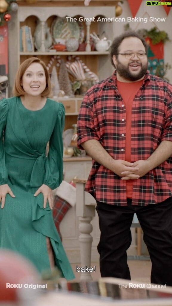 Ellie Kemper Instagram - You knew it was just a matter of time, dear! The Great American Baking Show: Celebrity Holiday Special premieres Dec 2 on @therokuchannel! I’m hosting, not baking, don’t worry 🎂🎂🎂 #AmericanBakingShow