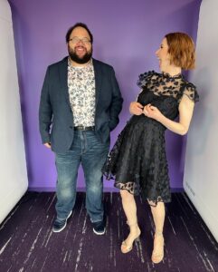 Ellie Kemper Instagram - GABS dump!!! The #GreatAmericanBakingShow @therokuchannel ps bakers can someone please send me a group pic of all of us? You’ll notice there is one thing missing from this dump which is ALL OF YOU