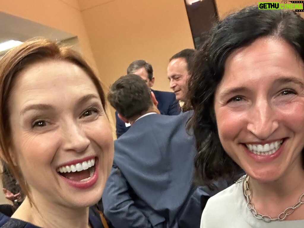 Ellie Kemper Instagram - A great trip home to celebrate the 100th Anniversary of my high school @jbs1923_official!! Well the only selfies I took are one with fellow alum / rising star #JonHamm and another with my friend #Jessica. Thank you to everyone at JBS for such an uplifting and beautiful event, and to @wheresnewmo for the extra pics! 💙💛💙💛💙💛💙💛💙