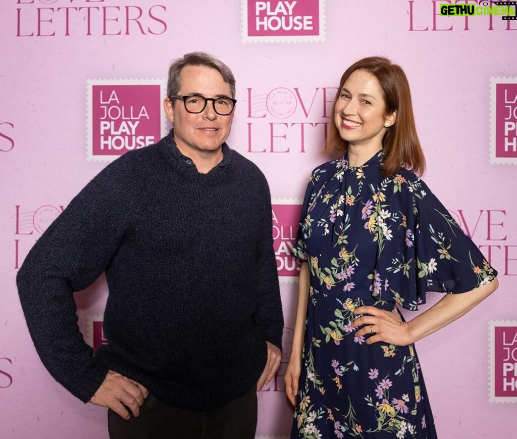 Ellie Kemper Instagram - An **iconic** night at @lajollaplayhouse fundraiser, posing with hands on hips with Matthew Broderick!!!!! We also performed A.R. Gurney’s “Love Letters.” 🎭 ✍️ ✉️ 📸 @realphotosd