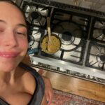Elsie Hewitt Instagram - alexa play Rooftops by wiz khalifa LOL