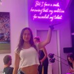 Elsie Hewitt Instagram - alexa play Rooftops by wiz khalifa LOL