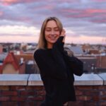 Elsie Hewitt Instagram - a new year around the 🌞🥱😌🤪🥴 hbd to me🥳♓️