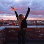 Elsie Hewitt Instagram - a new year around the 🌞🥱😌🤪🥴 hbd to me🥳♓️