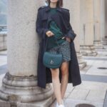 Elva Ni Chen-Xi Instagram - 潮濕的空氣 綿綿細雨讓人不自覺的放慢節奏 偶爾放空一下也不錯哦☁️ #心裡有陽光去到哪裡都是晴天 #elvaootd #burberry @burberry