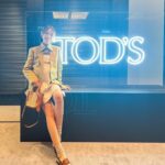 Elva Ni Chen-Xi Instagram - Had a delightful evening with good friends! @tods #tods #todshk