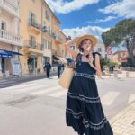 Elva Ni Chen-Xi Instagram - Postcards from St.Tropez 📮 #gelato是借來拍照啦 #只是道具融化的速度有點快😂 #southoffrance #sttropez #travelwithelva
