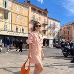 Elva Ni Chen-Xi Instagram – After 16 hours of flight and a 2-hour drive, I finally arrived at this beautiful seaside city, Saint-Tropez in France! ⛱️
Can’t wait to start our journey with @longchamp family!
@Longchamp
#LongchampStTropez 
#LongchampSS24
#LongchampHK