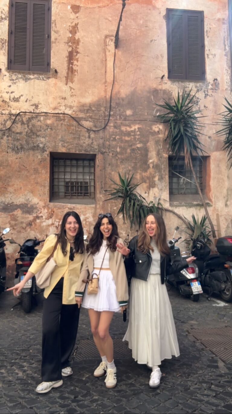 Elvin Levinler Instagram - what girl trip to Rome feels like 💃🏼
