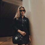 Emilia Attías Instagram - Ready 2 🚶🏼‍♀️ 🖤 @legionextranjera