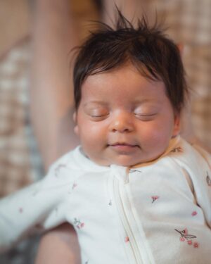 Emilie de Ravin Instagram - Welcome to the world, Alice Enid!

Born August 25th 2023… Can’t believe it’s been four weeks with this special little human!🥰

We are so in love with you and SO lucky to be your Mum and Dad ❤️

Can’t imagine life without you, little sweetheart. You have made our family complete… And Vera and Theo are the BEST big sister & brother!
💕💗💖💞💓💘💝