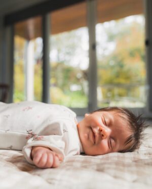 Emilie de Ravin Instagram - Welcome to the world, Alice Enid!

Born August 25th 2023… Can’t believe it’s been four weeks with this special little human!🥰

We are so in love with you and SO lucky to be your Mum and Dad ❤️

Can’t imagine life without you, little sweetheart. You have made our family complete… And Vera and Theo are the BEST big sister & brother!
💕💗💖💞💓💘💝