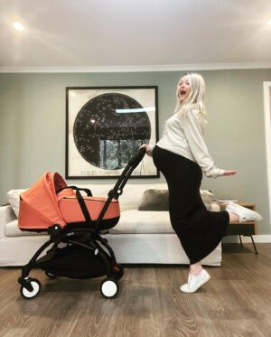 Emilie de Ravin Instagram - New pram for Bebe-to-be ! 
I had a yoyo for both my older kids & it was by far my fav go to pram for everyday use & travel. It’s super small & lightweight, folds/unfolds in like 5 seconds, & super chic! (Loving this ‘Ginger’ colour pack, & there’s tons more to choose from)
This is with the bassinet obvi, but just pop that off when buba is 6mths old & pop on the seat (which folds with the base!) & you’re set 😍.

#lifesaysgo #yoyobabyzen #gifted
@babyzen_au 

Outfit: @bumpsuit ❤️