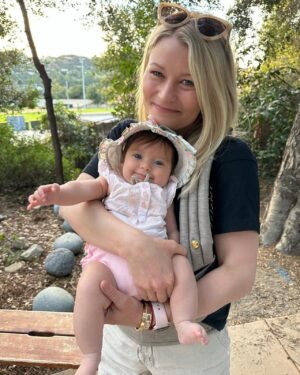 Emilie de Ravin Instagram - Happy Thanksgiving!!!🍁 
Photo dump from the past week in L.A 
Super fun day at @legolandcalifornia & at @kidspacemuseum & seeing old friends 🥰