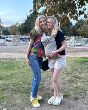 Emilie de Ravin Instagram - Happy Thanksgiving!!!🍁 
Photo dump from the past week in L.A 
Super fun day at @legolandcalifornia & at @kidspacemuseum & seeing old friends 🥰