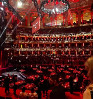 Emily Carey Instagram - a night to remember with @matilde.jewellery #TheFashionAwards 🍀 thank you to all who made this so magical