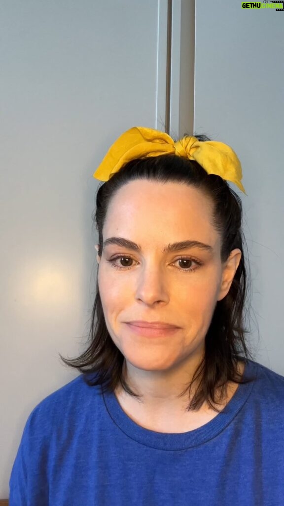 Emily Hampshire Instagram - Every edition of #LFLFriday is super special to us - having talented authors take time out of their busy schedules to talk with us is an honour we don’t take for granted! This week, we are beyond lucky to be talking with someone the iconic Moira Rose once described as “very, very cool.” (Well - her equally iconic Schitt’s Creek character, Stevie Budd, anyway. We would argue it applies to her too!) @emilyhampshire was incredibly gracious in spending time answering a few of our questions, and as you’ll see after watching this video, she is indeed very, very cool. Thank you again SO much for taking the time to chat and share with us, @emilyhampshire - it means more than we could ever express, and we will be diving into “Amelia Aierwood - Basic Witch” ASAP! 💗