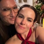 Emily Hampshire Instagram - Emmys and friends💃🏻