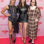 Emily Hampshire Instagram - Mom didn’t get the leather & legs memo at the @fittinginmovie Toronto premiere 🥸 (📸 ‘s by @georgepimentel1 )