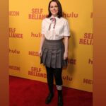 Emily Hampshire Instagram - Me & @maryhollandaise first red carpet photo together as sisters. #selfreliance comes out on @hulu Jan 12! 👯‍♀️