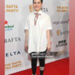 Emily Hampshire Instagram - Day -> night. Thank you @bafta for the tea & party sandwiches ❤️🥪 (- crust) & @mptf for the 🍕 & 🍫. The only thing that could have made yesterday better is me being cooler —or at least just less awkward fan girling all over @carriganagain (I’m sooooorrry! 😰🫣 I just think you’re amazing and it made me weird🥸)