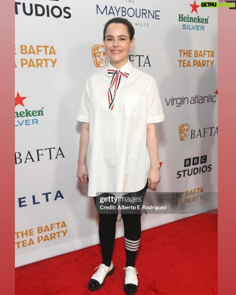 Emily Hampshire Instagram - Day -> night. Thank you @bafta for the tea & party sandwiches ❤️🥪 (- crust) & @mptf for the 🍕 & 🍫. The only thing that could have made yesterday better is me being cooler —or at least just less awkward fan girling all over @carriganagain (I’m sooooorrry! 😰🫣 I just think you’re amazing and it made me weird🥸)