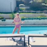 Emily Kinney Instagram - perfectly caffeinated ☀️🕶️