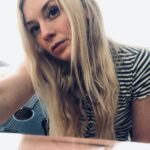 Emily Kinney Instagram - Practicing for this VEEPS show also getting content like a good lil songwriter. You guys got your tix or what?!?! Link to tix in bio!!!