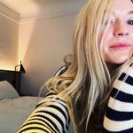 Emily Kinney Instagram - Stripey Hamburglar vibes today 👌