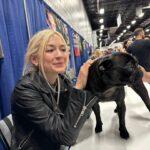 Emily Kinney Instagram - 🏊‍♀️💕 Next show is at City Winery in NYC! Who’s going?!? Get tix at link in bio.