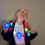 Emily Kinney Instagram - Happy holidays!! What a special year this has been!! So thankful for all of you and for your support of SWIMTEAM!! Buy anything from my merch store from now until the end of the year, and get a holiday card from ME!! Happy Black Friday shopping! Link to my store in stories and bio. 🤗🤶💫