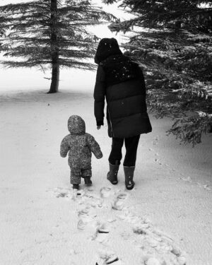 Emily VanCamp Instagram - Snow storm walk with my little adventurer. Life is good 🤍