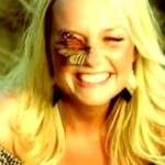 Emma Bunton Instagram - What Took You So Long was released this week in 2001! Just the best time shooting the video and it was shot very close to where we filmed the ‘Say You’ll Be There’ video 🎥 It always feels special, and I want to take my kids there. X 💗💞