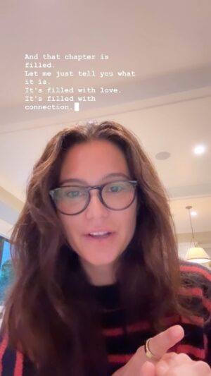 Emma Heming Instagram - My experience is that two things can be true and exist at the same time. Grief and deep love. Sadness and deep connection. Trauma and resilience. I had to get out of my own way to get here but once I arrived, life really started to come together with meaning and I had a true sense of purpose. There is so much beauty and soulfulness in this story.
Here’s what I’ve come to understand is that we are being educated by the wrong people. People that have an opinion versus an experience. People that have not taken the time to properly educate themselves on any kind of neurocognitive disease. Why can I be so bold and say that? Because I see headline after headline and blurbs of misinformation. I’m not even talking about my family, I’m used to the craziness of these farfetched headlines and stories. I’m just talking about baseline dementia awareness and what’s being fed to the public. You wonder why anxiety and depression is up in our society. I honestly think part of it has to do with this kind of clickbait, how things are framed and pushed out to us and how we have a split second to take that information in. Man, it’ll do a number on my psyche. 
To whom it may concern, please be mindful how you frame your story’s to the public about dementia and dig deeper. There are so many wonderful organizations and specialist within this space to reach out to so you can really do your due diligence to iron your story and content out. Thank you 🙏🏽 

#dementiaawareness #ftdawareness #frontotemporaldementia #caregiversupport