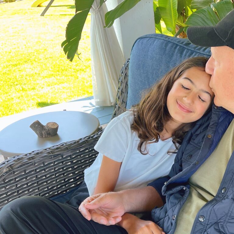 Emma Heming Instagram - Father’s Day is a time I get to reflect on my deep appreciation and respect I have for Bruce as I watch him father our little ones. Where it might not be “conventional,” what he’s teaching them will span generations. Unconditional love, kindness, strength, compassion, patience, generosity, resilience. Happy Father’s Day to the greatest dad I know, who will forever be the gift that keeps giving within our family 💞