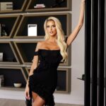 Emma Hernan Instagram - A woman should be two things: Who and what she wants❤️ #femaleempowerment .. A little Tuesday empowerment for all my ladies out there working hard to become who and what they want, never give up on your dreams 💫 . . #sellingsunset #sellingsunsetnetflix #femaleentrepreneur #femaleentrepreneurs #womenempowerment #womeninbusiness #womenowned