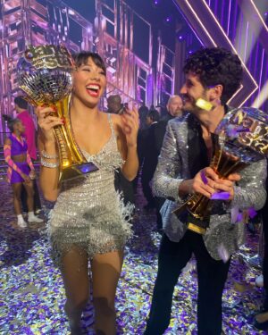 Emma Slater Instagram - THE CHAMPIONS!!!!! So so happy for these two, the season 32 winners @_xochitl.gomez @valentin. Flawless dancing and beautiful journey. Love this moment I captured between Val and @jennajohnson also, so cute 🥰 All the finalists put in so much hard work and dedication to their dances and their partnerships, congratulations to all of you guys @sashafarber1 @daniellakaragach @pashapashkov @theartemc. In the last video that’s the view we got for the big win and the pyro’s on stage caught us a little off guard 😂🫨 don’t worry we were safe ☺️