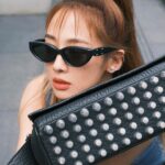 Emma Wu Instagram - 階梯休息式🖤🖤🖤 #alexanderwangny #breezecouture @alexanderwangny @breezecouturetw