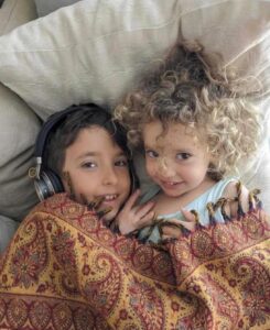 Emmanuelle Chriqui Instagram - Yahel (3 years old) and Naveh (8 years old) are finally home. Just so we are clear: these kids were asleep in their beds when they were violently taken hostage by a terrorist organization. Hamas still holds many innocent men women and children hostage. 🇮🇱 #BringThemAllHome