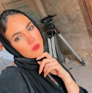 Emy Talaat Zakaria Instagram - قريبا ان شاء الله🙏🎬
الشخصيه هتكون مفجأه 👌🤭
#ايمى_طلعت_زكريا 
#emytalaatzakaria