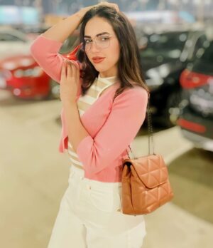 Emy Talaat Zakaria Instagram - 🫶
#emytalaatzakaria 
#ايمى_طلعت_زكريا