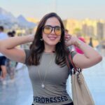 Emy Talaat Zakaria Instagram - احلى بيدج نضارات @elmalka_w_elamir 😎✌️ #emytalaatzakaria #ايمى_طلعت_زكريا