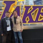 Enrique Arce Instagram - No pudo ser, no pude ver a mi compatriota Santi Aldama @santialdama ganar a los Lakers y forzar el septimo y ultimo partido del play off, pero me quedo con el espectáculo que disfrute en el #cripto.com arena de Los Angeles. Gracias por tu generosidad, Santi una vez más