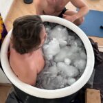 Enrique Arce Instagram - Este soy yo en un baǹo de agua helada a 2-3 grados, y este es el método de WIM HOFF @iceman_hof que ha llegado a mi vida para quedarse Gracias @together.with.dima por una clase de fundamentos WHM maravillosa y supergratificante This is me in a chill bath at 2-3 degree water. This is the Wim Hoff Method @iceman_hof that has arrived to stay. Thanks @together.with.dima for a wonderful and gratifying fundamentals workshop!!! Honestly, can you think of a better way to spend a Sunday morning???