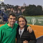 Enrique Arce Instagram - Disfrutando del mejor tenis en Valencia #copafbvalencia junto a uno de los mejores tenistas españoles de los últimos tiempos. MI querido @pabloandujaroficial, director del torneo, que ayer, a sus 37 años, jugo el último partido ATP de su brillante carrera plagada de triunfos. Suerte campeón!!
