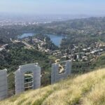Enrique Arce Instagram - Senderismo dominical junto a @alf.pt hasta el cartel de Hollywood Sunday morning hike to the Hollywood sign with @alf.pt #takeahike #charmedlife #gratitude